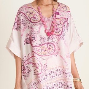 NWT women’s Chicos Pink/Light Pink Paisley V Neck Poncho Size L/XL $109 Retail